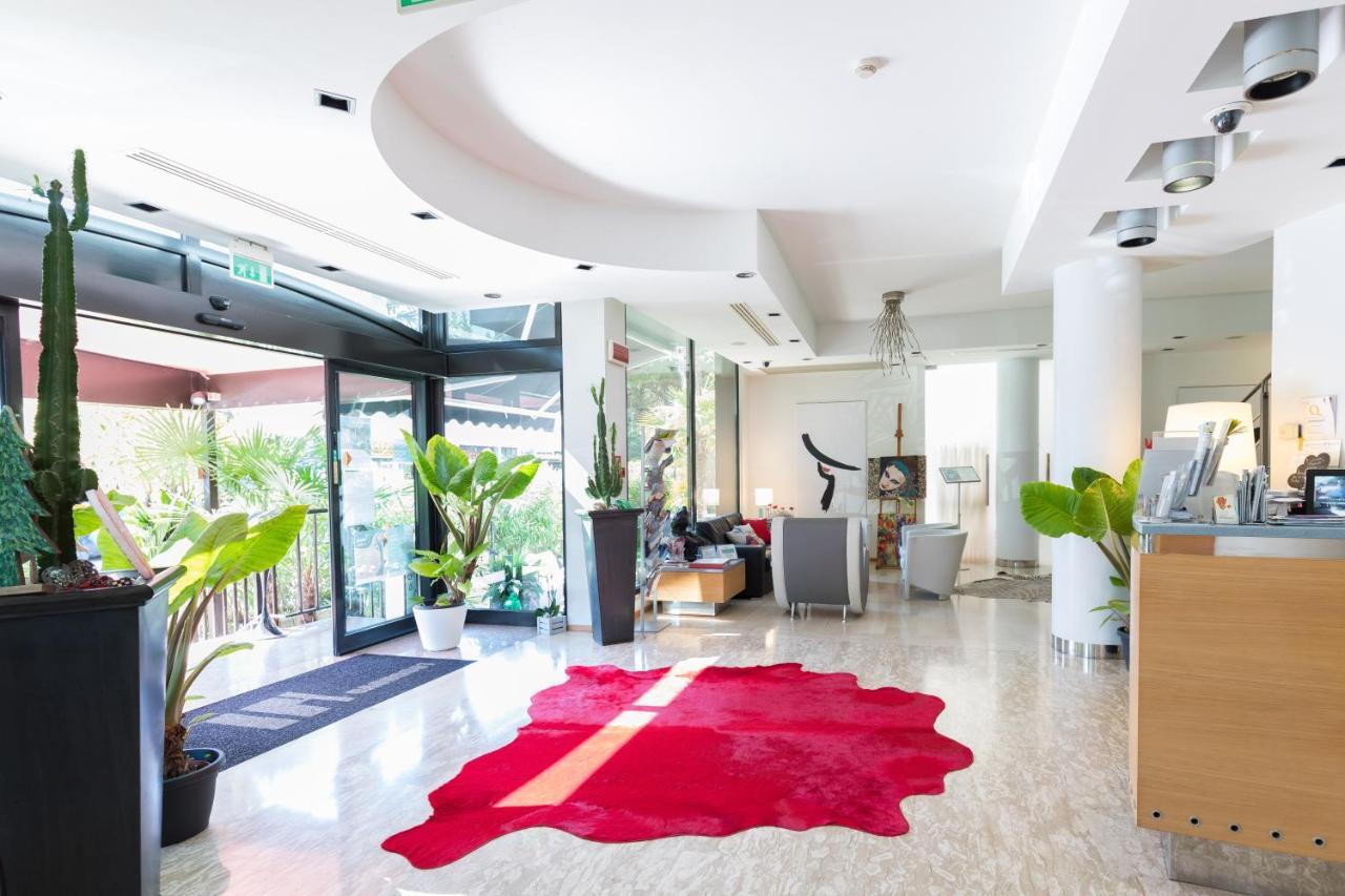 לידו דליי אסטנסי Hotel Logonovo מראה חיצוני תמונה