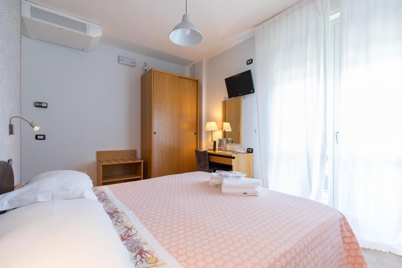 לידו דליי אסטנסי Hotel Logonovo מראה חיצוני תמונה