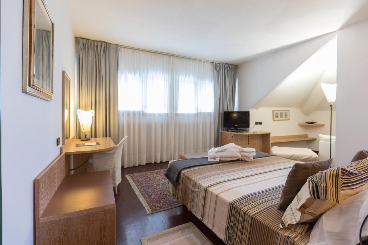 לידו דליי אסטנסי Hotel Logonovo מראה חיצוני תמונה
