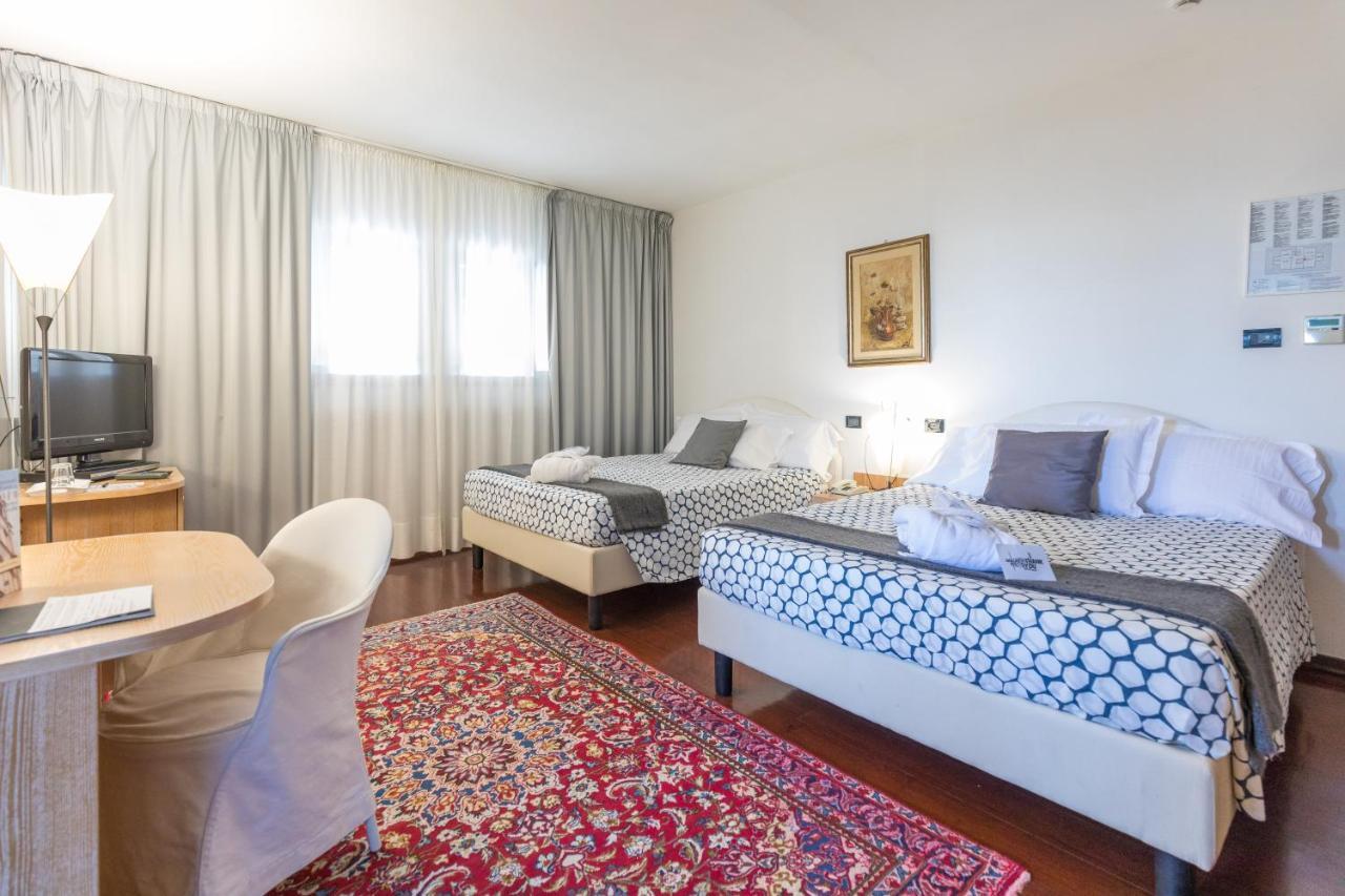 לידו דליי אסטנסי Hotel Logonovo מראה חיצוני תמונה